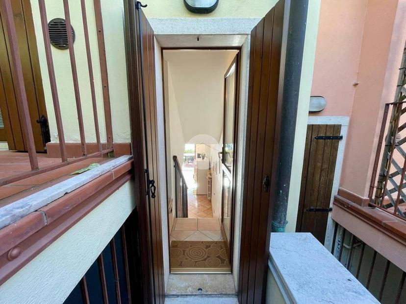 Trilocale Località Camille 17, Centro, Torri del Benaco — foto 23 di 27