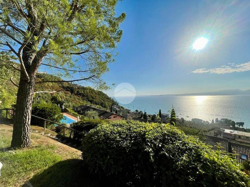 Trilocale Località Camille 17, Centro, Torri del Benaco — foto 16 di 27