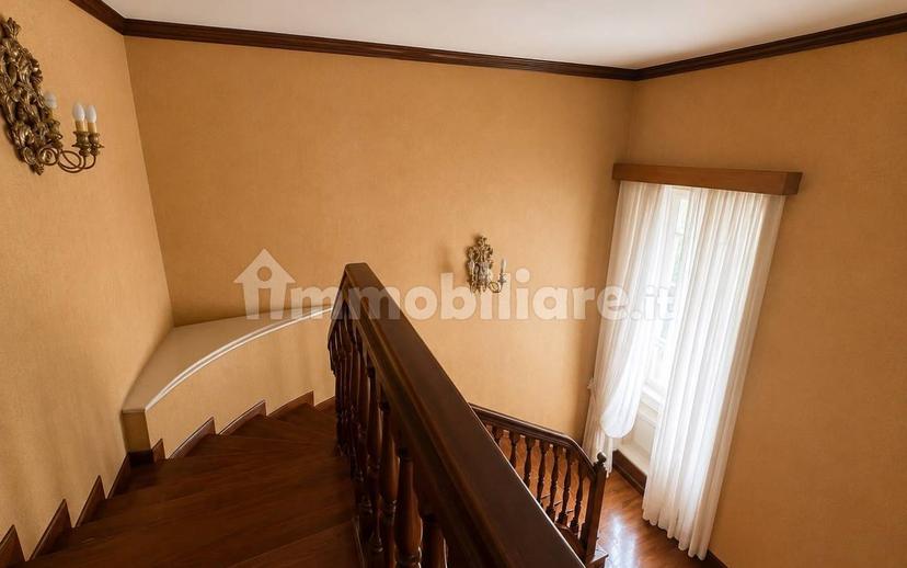 Quadrilocale via Camillo Leone 16, Centro, Vercelli — foto 3 di 13