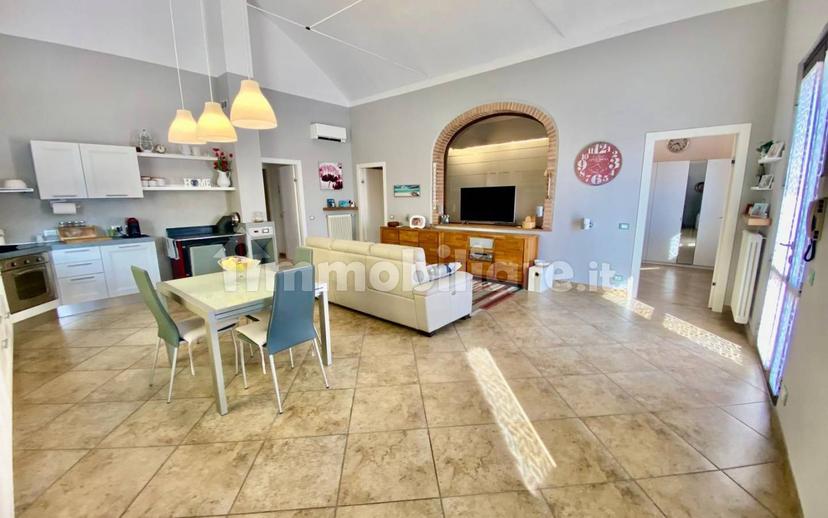 Villa bifamiliare, ottimo stato, 219 m², Cerreto Landi, Carpaneto Piacentino — foto 11 di 18