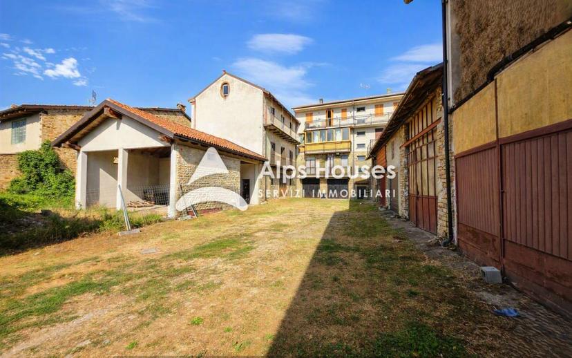 Casale via 20 Settembre, Castino — foto 14 di 17