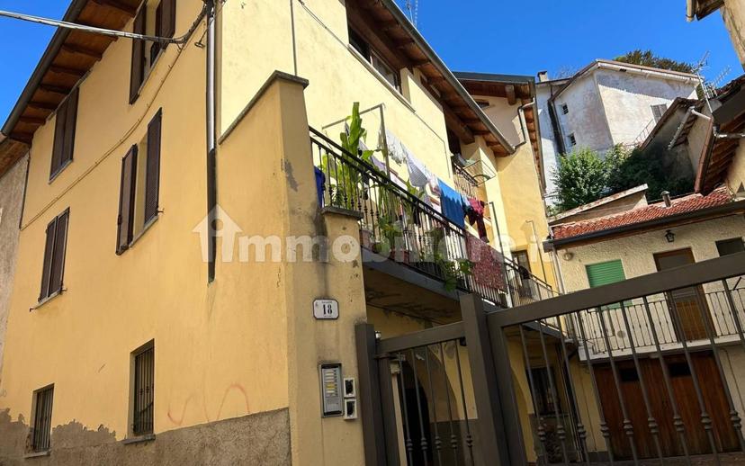 Bilocale via Aurelio Saffi 18, Centro, Ballabio — foto 3 di 11