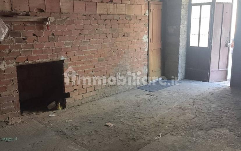 Terratetto unifamiliare via Buglio, San Fratello — foto 3 di 59