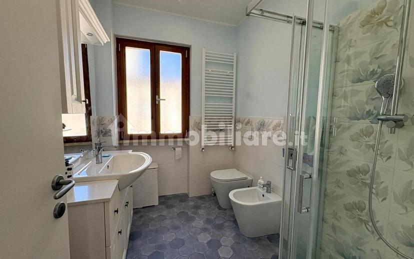 Attico ottimo stato, 90 m², Cecina Centro, Cecina — foto 13 di 16
