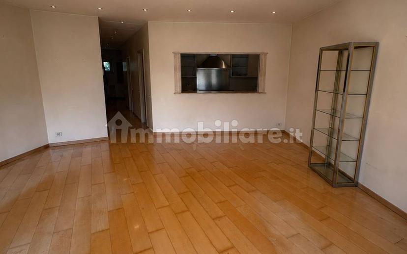 Trilocale via Alessandro Volta 62, Centro, Cassina Rizzardi — foto 6 di 9