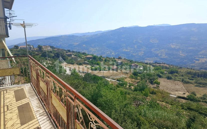 Terratetto unifamiliare via Buglio, San Fratello — foto 9 di 59