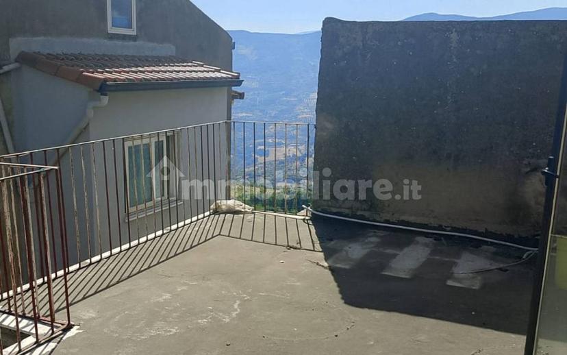 Terratetto unifamiliare via Buglio, San Fratello — foto 31 di 59