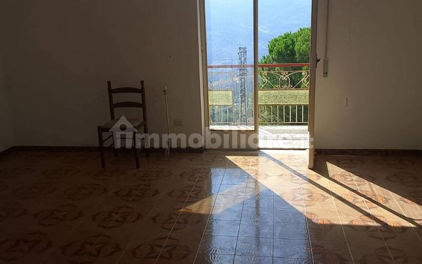 Terratetto unifamiliare via Buglio, San Fratello — foto 49 di 59