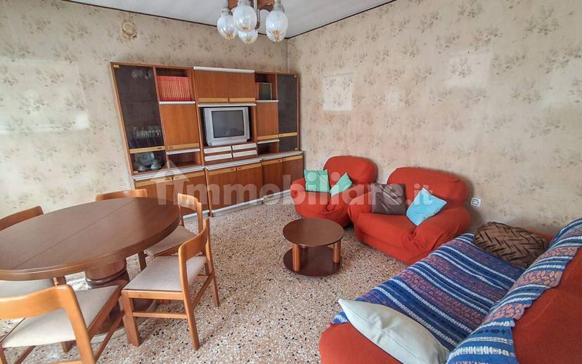 Appartamento via Valeriana 22, Centro, Dubino — foto 2 di 19
