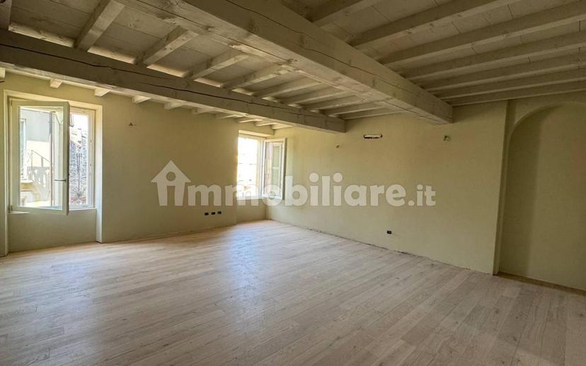 Quadrilocale via Carlo Cocastelli, Centro, Mantova — foto 2 di 4