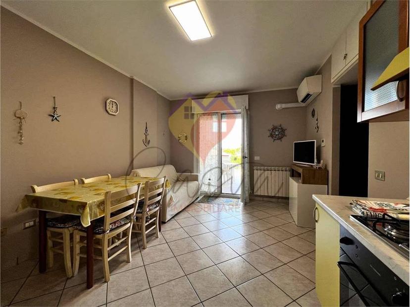 Trilocale via Capri, 2b, Villa Rosa, Martinsicuro — foto 12 di 61