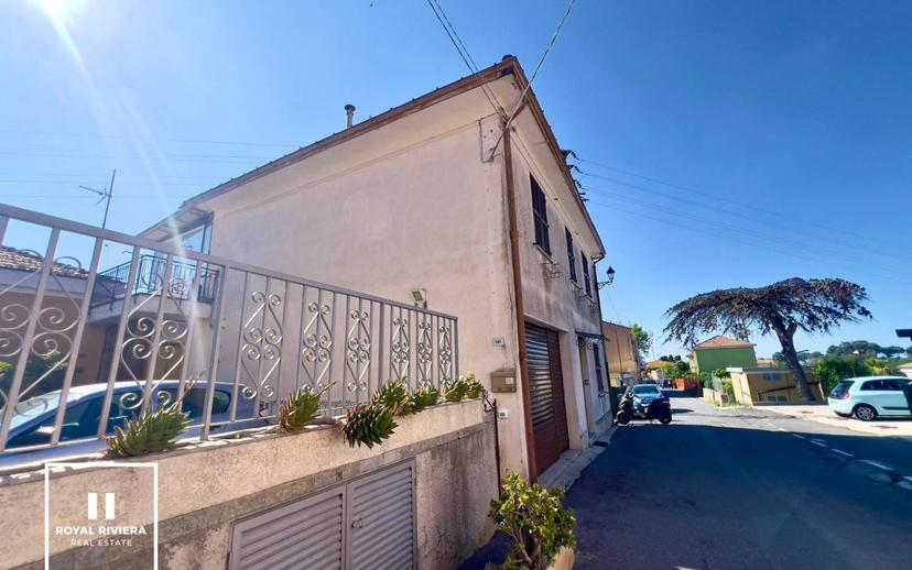 Appartamento in villa via Costa 145, Foce - Semeria, Sanremo — foto 10 di 32