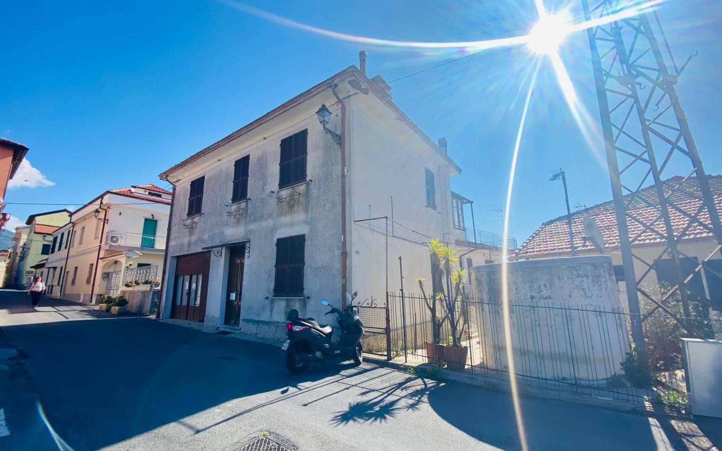 Appartamento in villa via Costa 145, Foce - Semeria, Sanremo