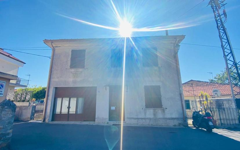 Appartamento in villa via Costa 145, Foce - Semeria, Sanremo — foto 9 di 32