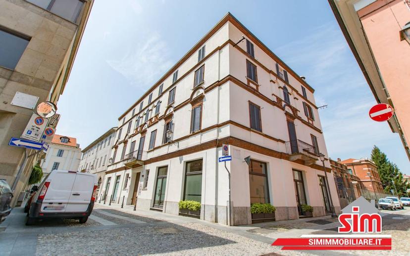 Bilocale Magnani Ricotti Snc, Centro Storico, Novara — foto 19 di 21