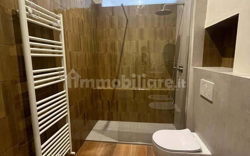 Trilocale via di Piaggia, Piazza Anfiteatro - Torre Guinigi, Lucca — foto 15 di 21