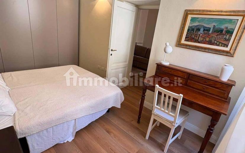 Trilocale via di Piaggia, Piazza Anfiteatro - Torre Guinigi, Lucca — foto 13 di 21