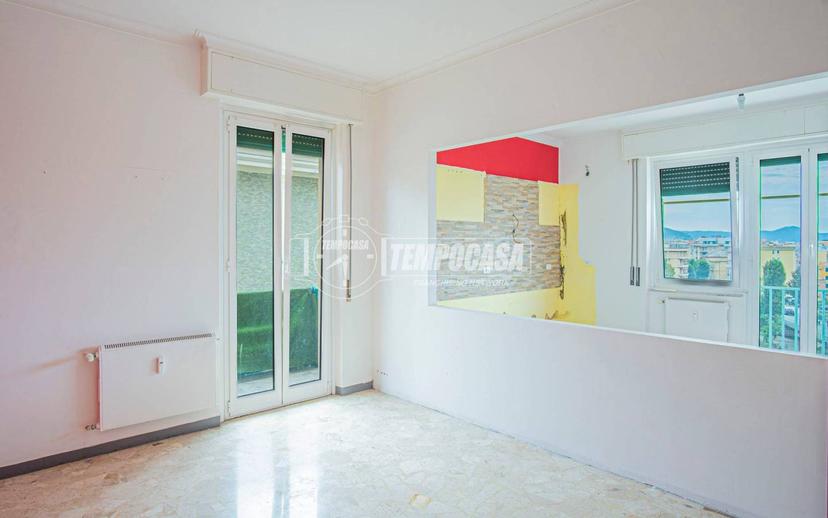 Quadrilocale viale Sergio Kasman, Centro, Chiavari — foto 10 di 28