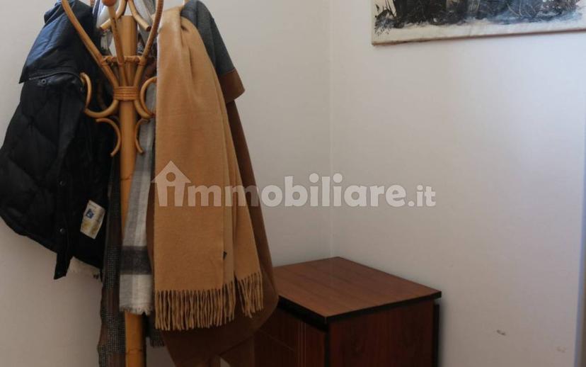 Bilocale F.-Petrarca-Straße - via F. Petrarca, Centro, Merano — foto 2 di 11