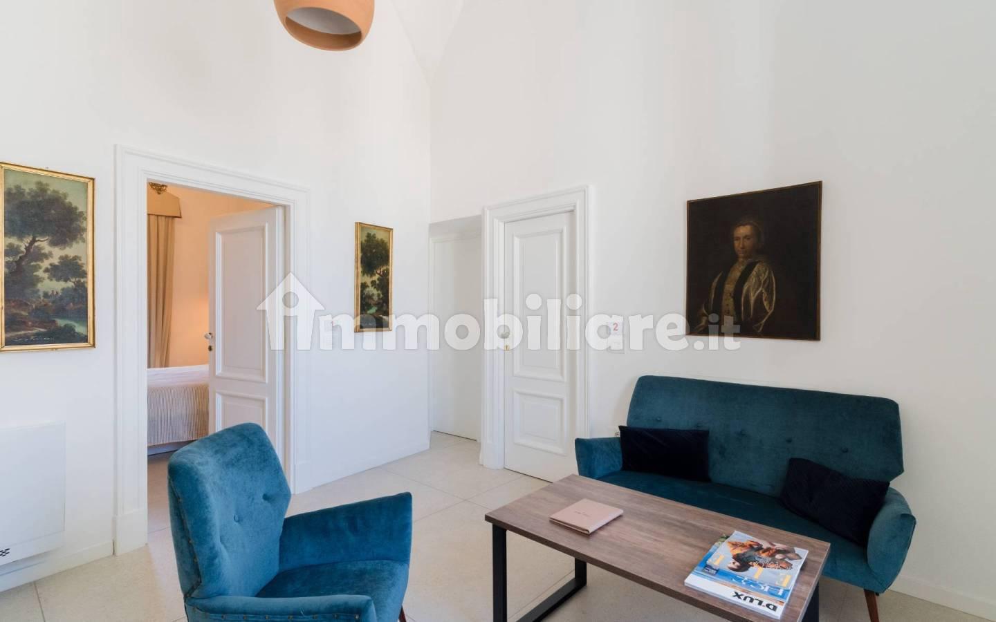 Quadrilocale via Luca Mindelli 12/14, Via Ludovico, Corso Umberto I, Vittorio Emanuele, Ostuni