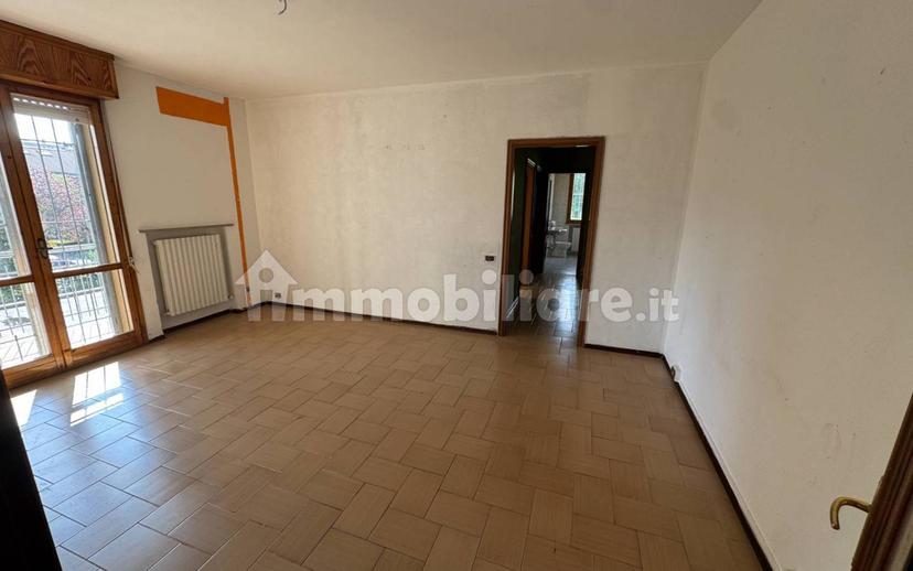 Quadrilocale buono stato, primo piano, Centro, Mirandola — foto 10 di 10