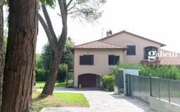 Villa a schiera via San Vincenzo 16, Centro, Merate