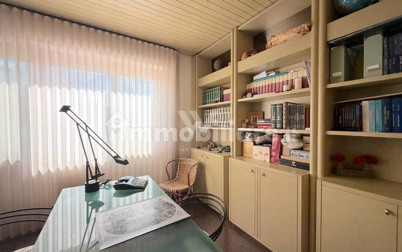 Appartamento via Francesco Crispi 15A, Centro, Campobasso — foto 10 di 41