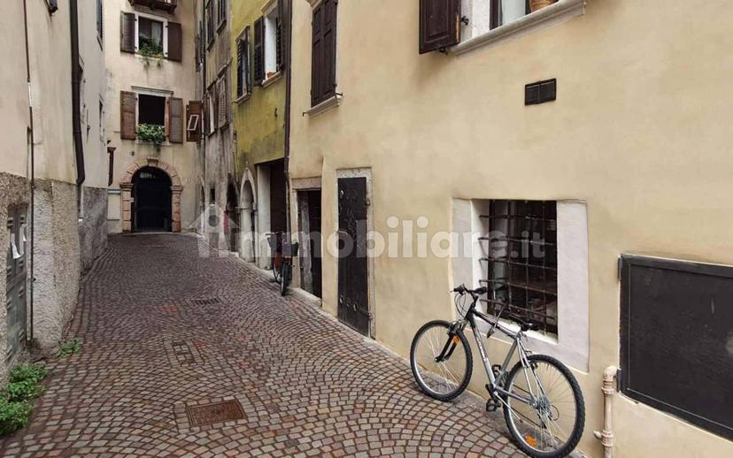 Stanza in affitto in appartamento vicolo Morosante, Trento — foto 7 di 15