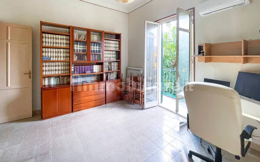 Quadrilocale via Tenente Luigi Rizzo, Fiera, Palermo — foto 12 di 24