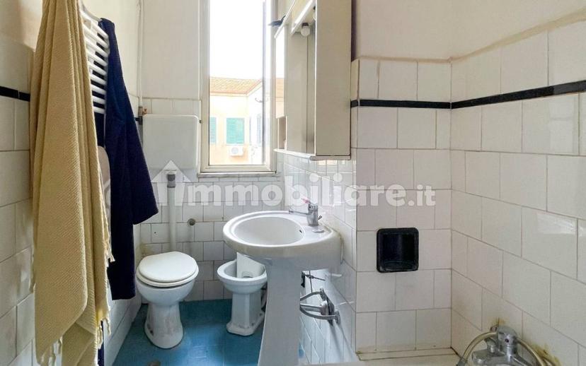 Quadrilocale via Tenente Luigi Rizzo, Fiera, Palermo — foto 20 di 24
