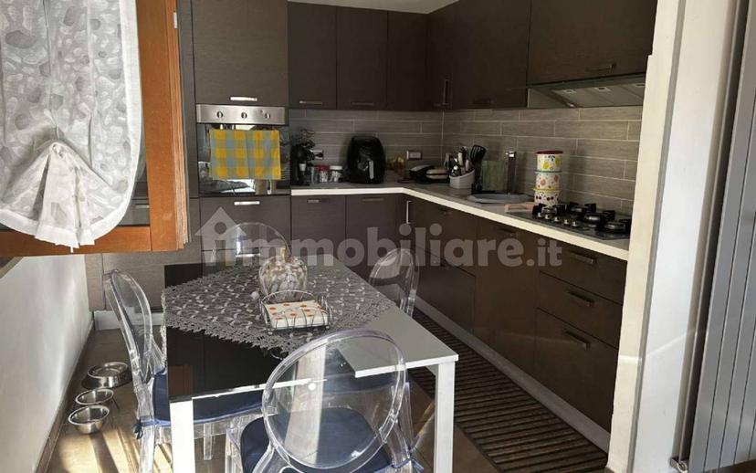 Trilocale buono stato, piano terra, Centro, Sora — foto 3 di 17