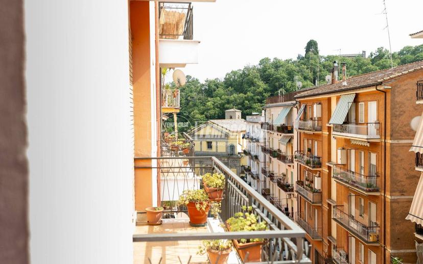 Trilocale buono stato, terzo piano, Canepina — foto 6 di 25