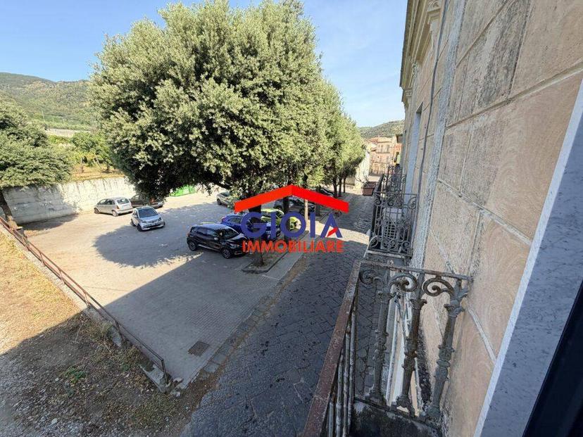 Trilocale corso Giuseppe Garibaldi 127, Falciano del Massico — foto 3 di 24
