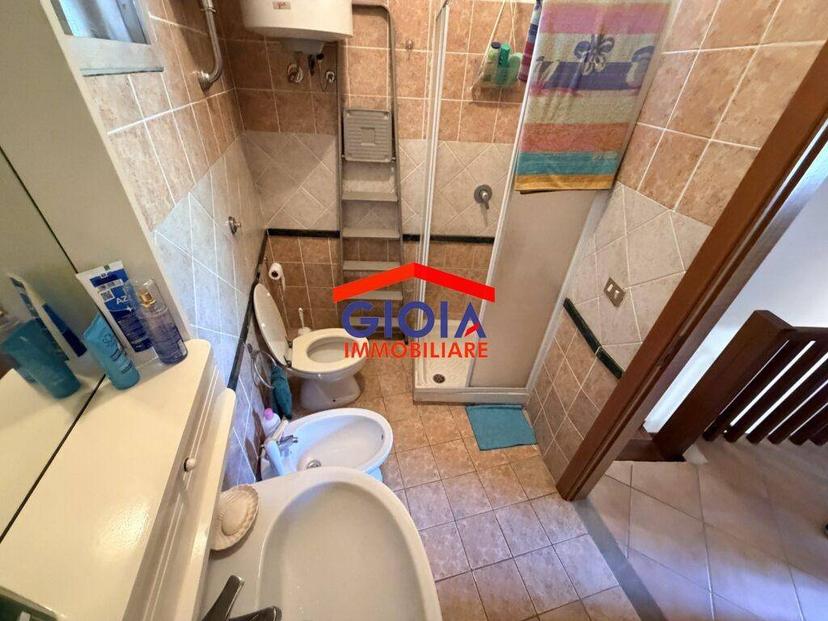 Trilocale corso Giuseppe Garibaldi 127, Falciano del Massico — foto 18 di 24