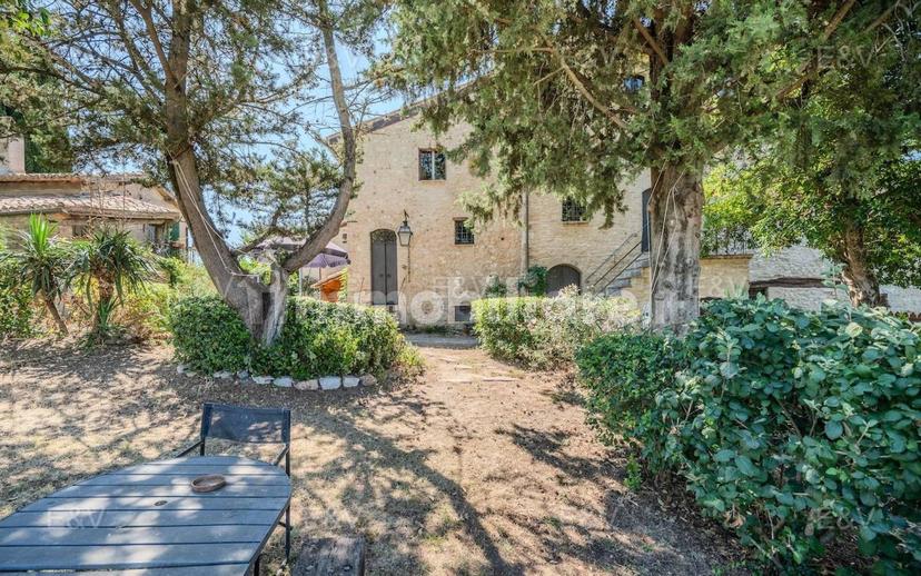 Casale Località Collicelli, Castel Ritaldi, La Bruna, Spoleto — foto 4 di 12