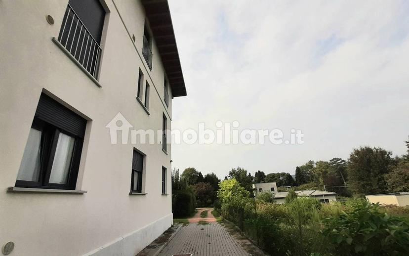 Bilocale via Prato Chiuso, Cerro, Laveno-Mombello — foto 4 di 12