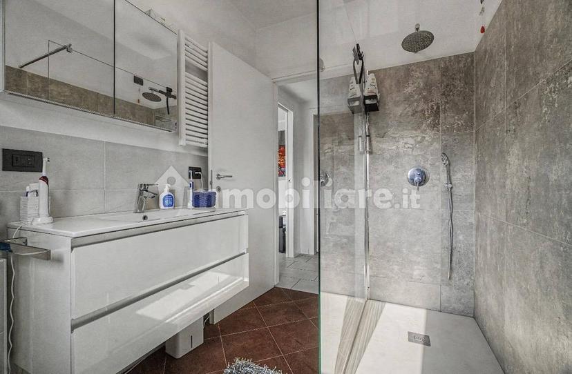 Trilocale via M. Buonarroti, 15, Uggiate con Ronago — foto 29 di 41