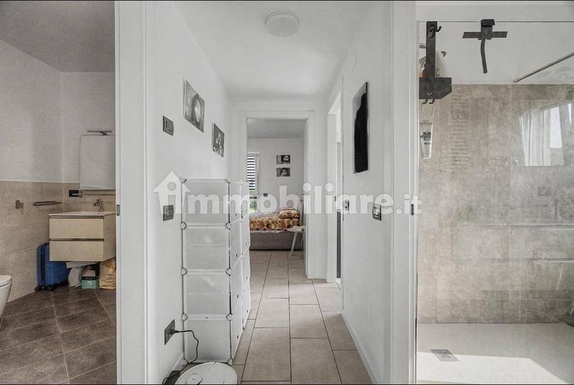 Trilocale via M. Buonarroti, 15, Uggiate con Ronago — foto 15 di 41