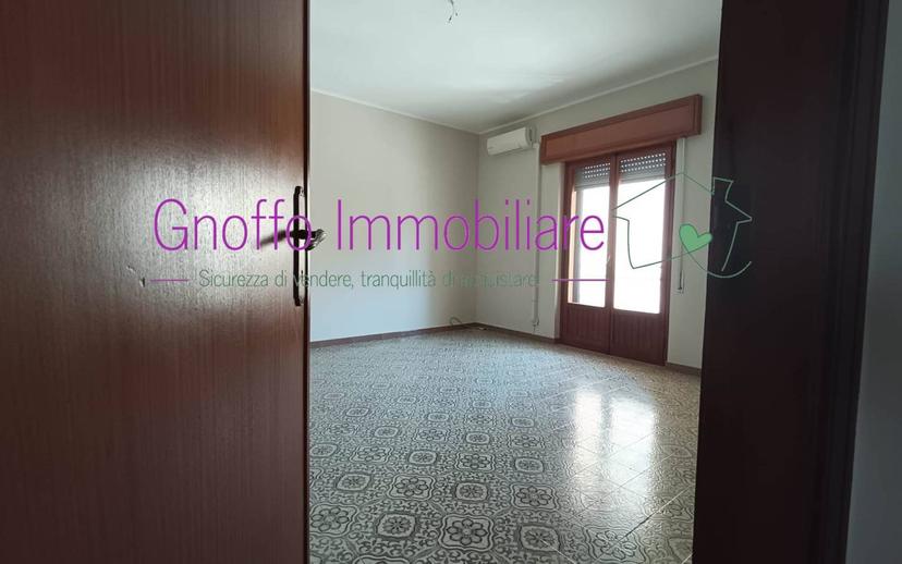Quadrilocale via Enrico Petrella, Centro, Trapani — foto 10 di 14