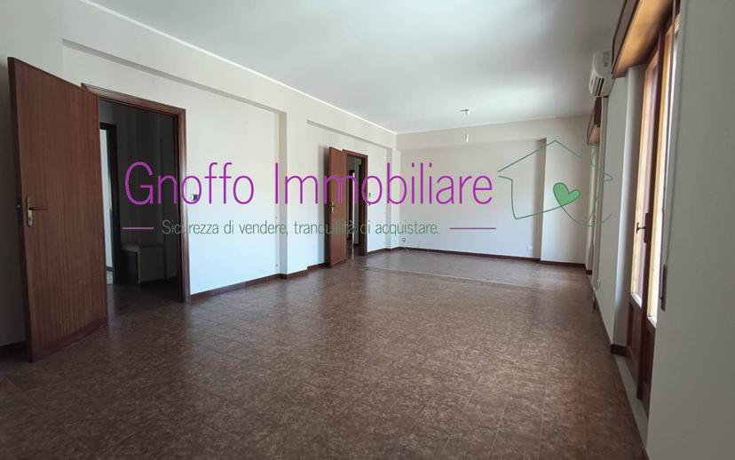 Quadrilocale via Enrico Petrella, Centro, Trapani — foto 6 di 14