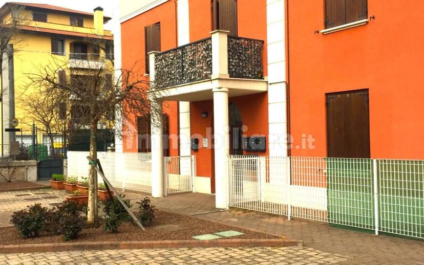 Bilocale via Guglielmo Marconi 16, Centro, Castelfranco Emilia — foto 6 di 12