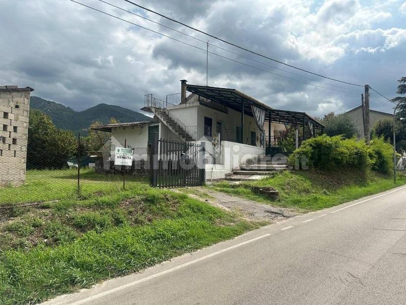 Terratetto unifamiliare via Strette Camere 48, Centro, Sant'Elia Fiumerapido — foto 7 di 22
