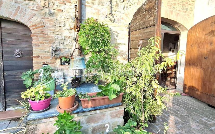Terratetto plurifamiliare piazza Vittorio Emanuele-Olmeto, Olmeto, Marsciano — foto 25 di 41