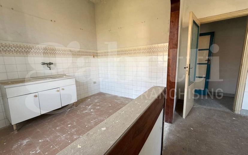 Quadrilocale via Garibaldi , 64, Centro, Castelforte — foto 24 di 35