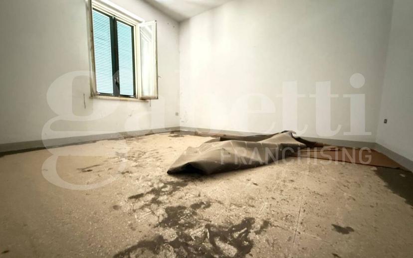 Quadrilocale via Garibaldi , 64, Centro, Castelforte — foto 33 di 35