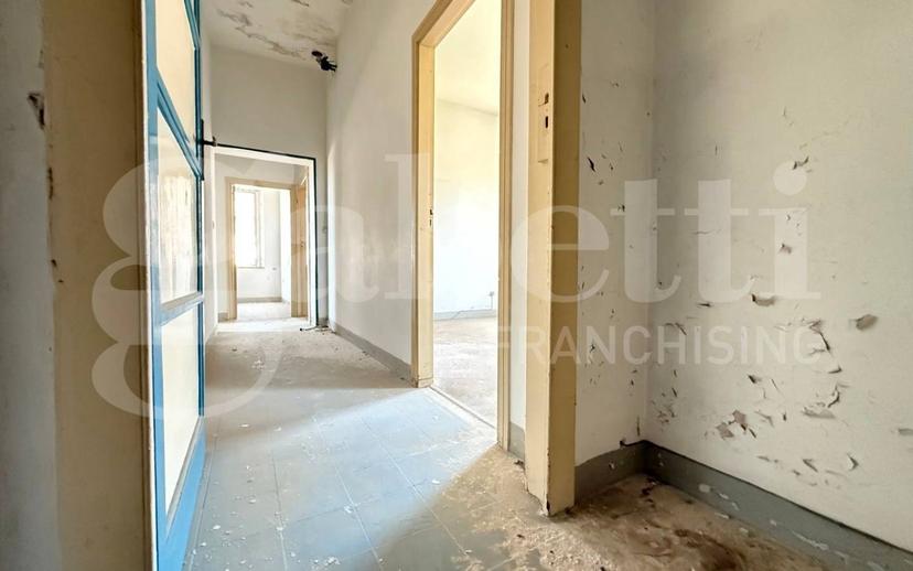 Quadrilocale via Garibaldi , 64, Centro, Castelforte — foto 13 di 35