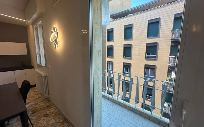 Trilocale via Giovanni Brugnoli 17, San Felice, Bologna — foto 6 di 25