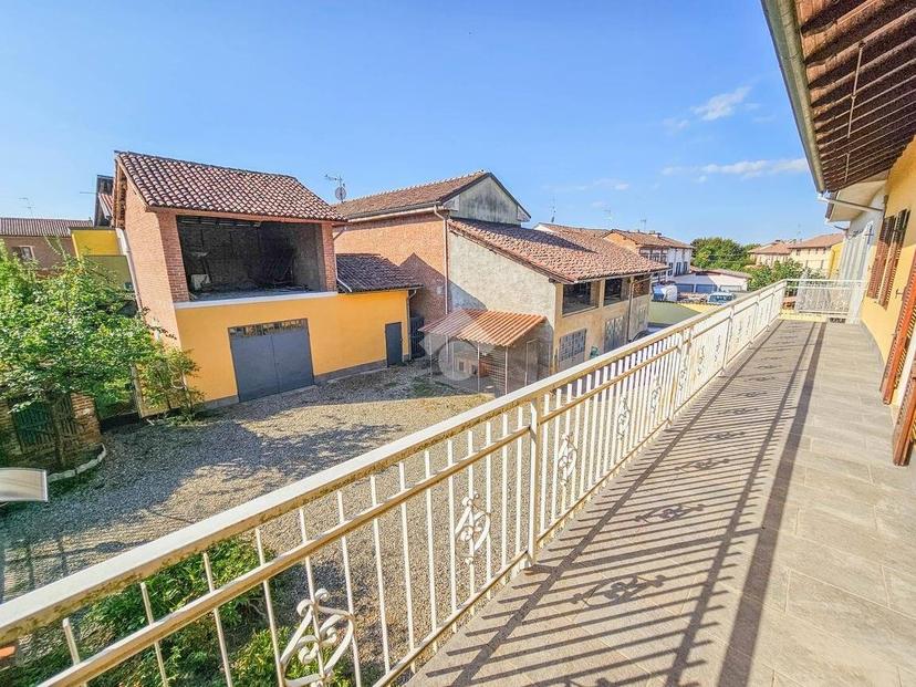 Terratetto plurifamiliare vicolo Monzambano 3, Centro, Frugarolo — foto 2 di 47