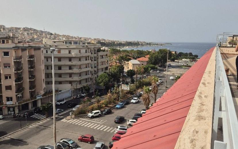Appartamento via Argine Destro Calopinace, Centro Storico, Reggio Calabria — foto 12 di 19