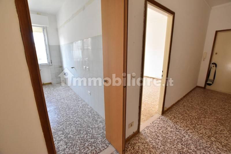 Quadrilocale via Caduti di Cefalonia, Centro, Fidenza — foto 26 di 44
